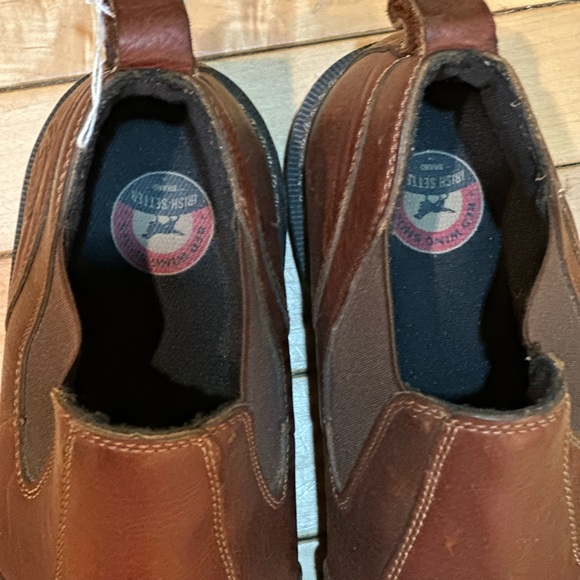 COPY - Red Wing Irish Setter ankle boot pull on gently used. - Picture 3 of 6